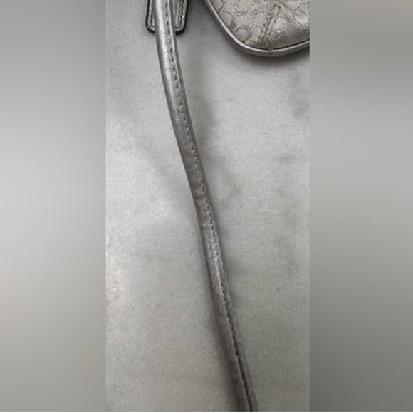 Coach Signature Jacquad Metallic (Silver) With Leather Trim Wristlet - Picture 8 of 9